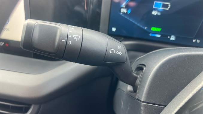 Ford Transit Courier E-Transit Courier 100kW 43kWh Trend Van Auto - Image 32